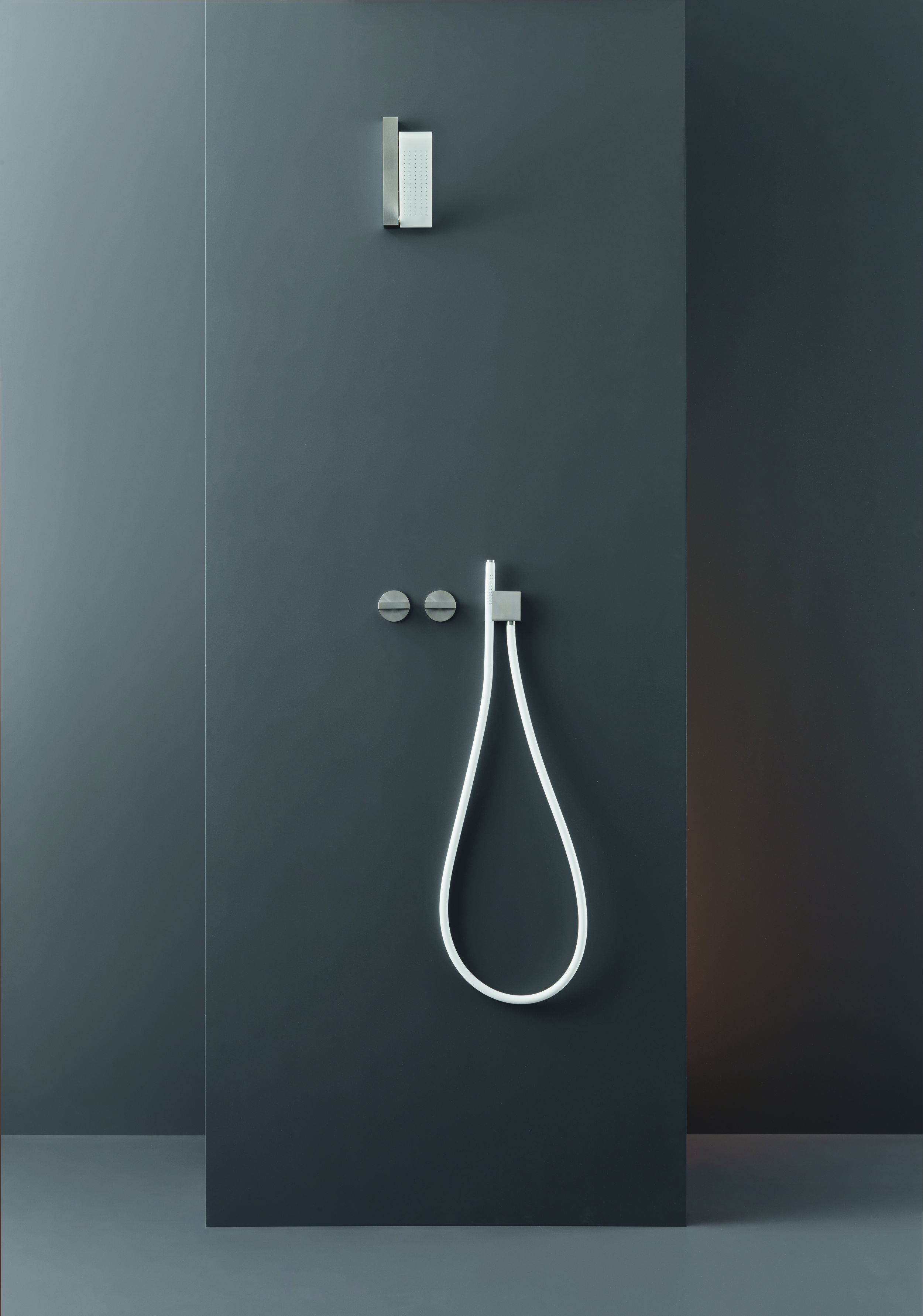 Modern Bar-Switch Wall Mount Shower Set