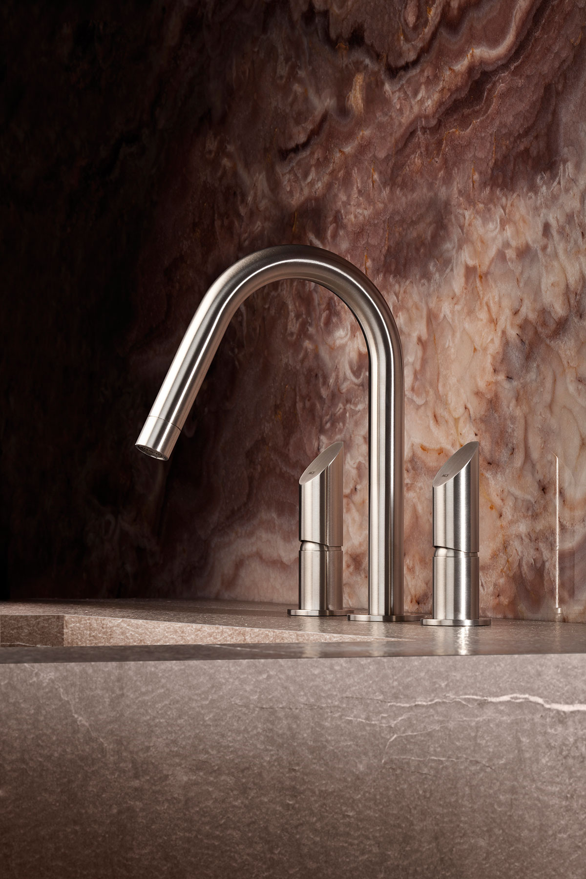 Modern Beauty Deck Mount Faucet