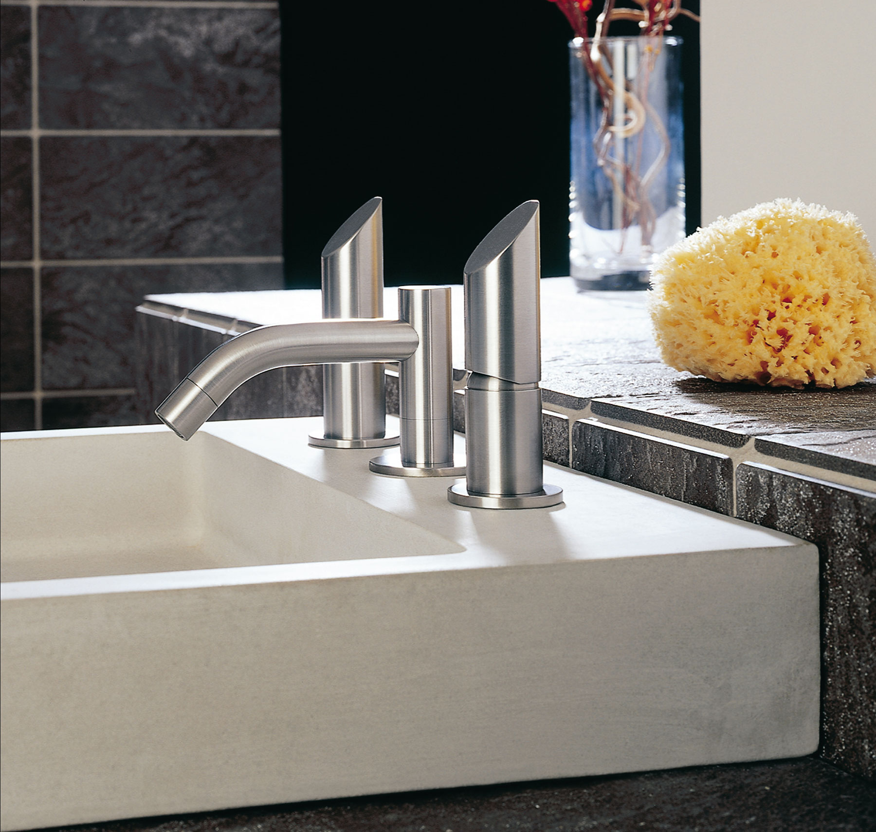 Modern Beauty Deck Mount Faucet