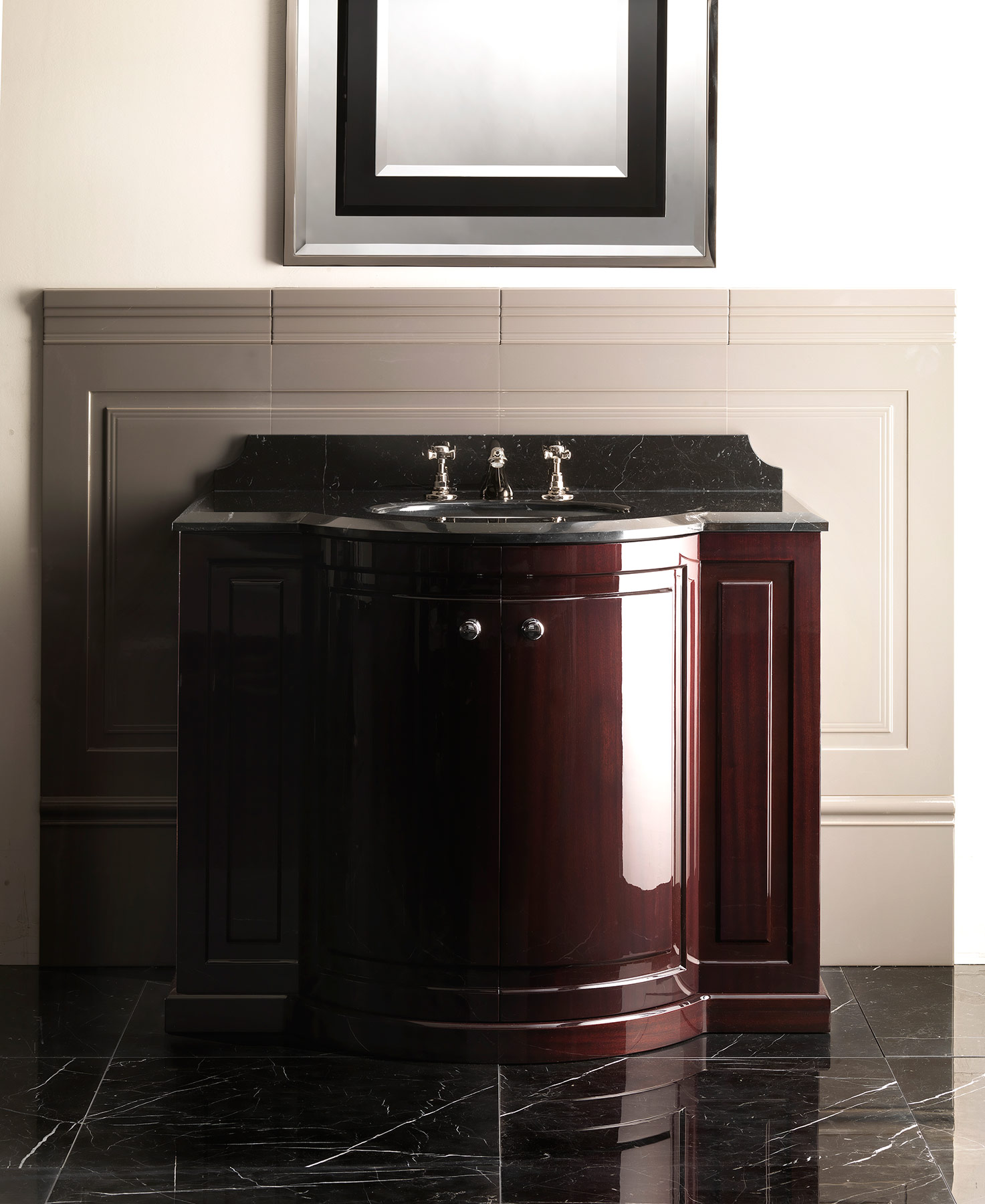 Traditional Clarence Floor Mount Vanity Unit