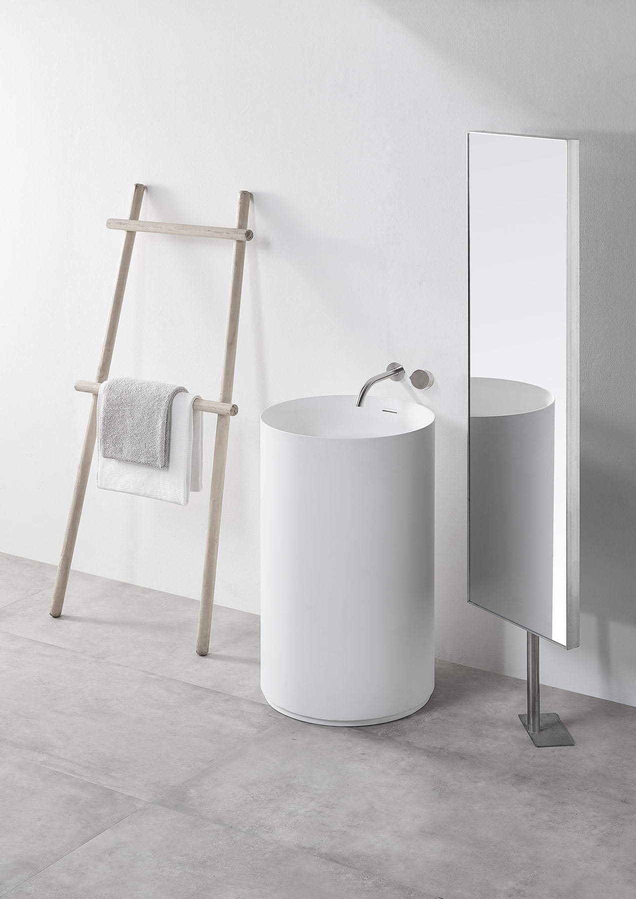 Modern Doric Freestanding Basin