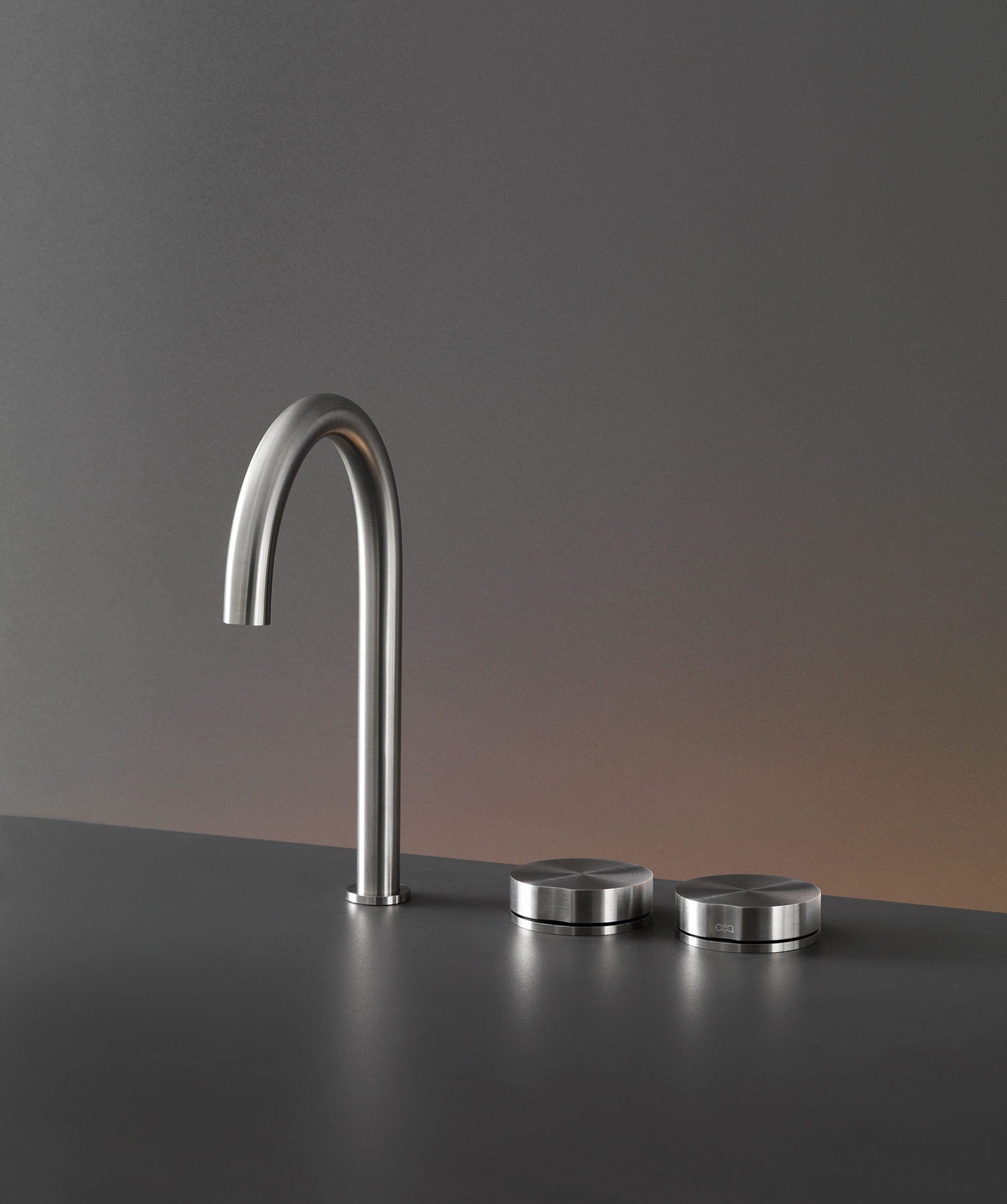 Modern Giotto Deck Mount Faucet