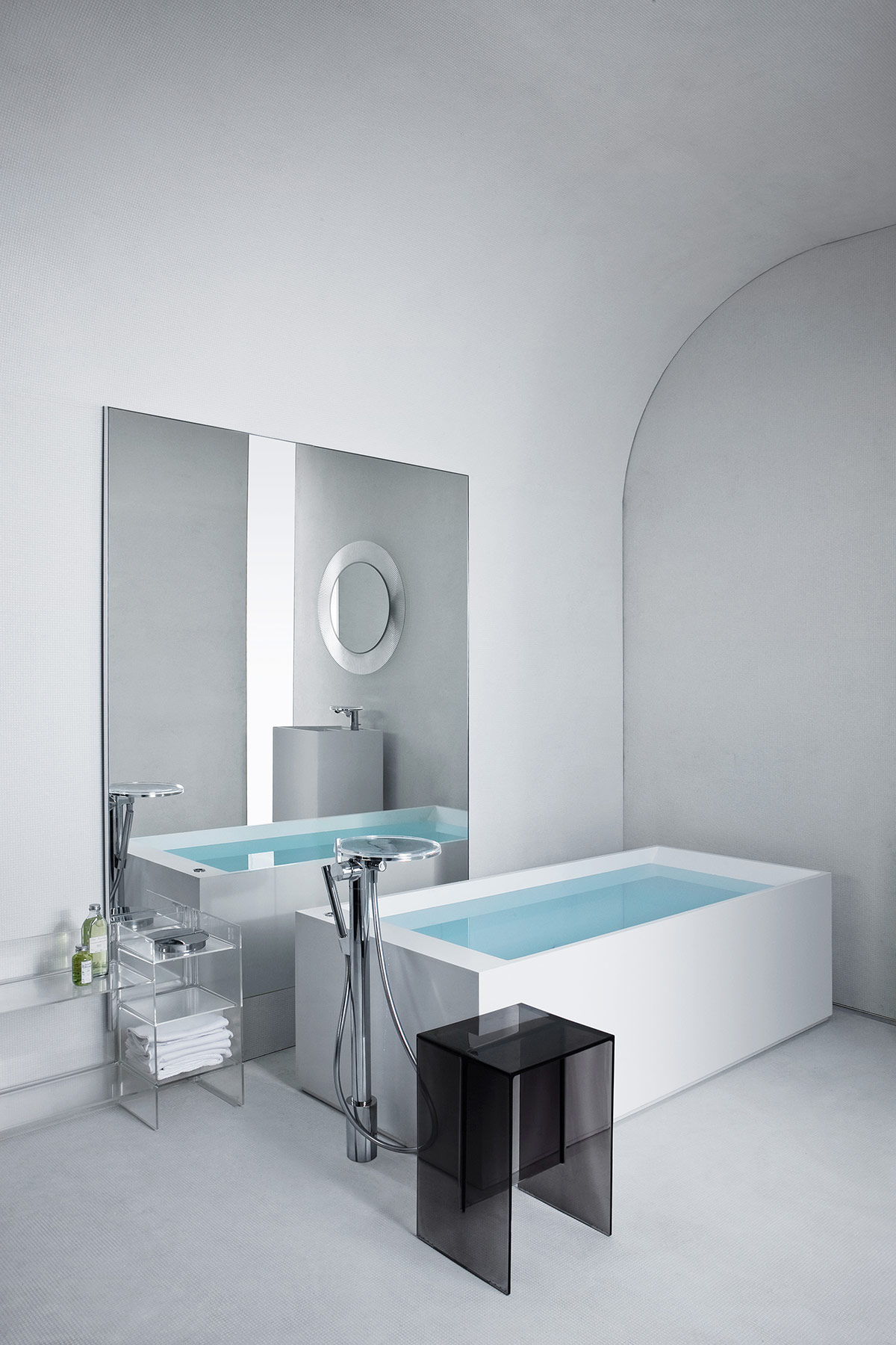 Modern Kartell Freestanding Bathtub