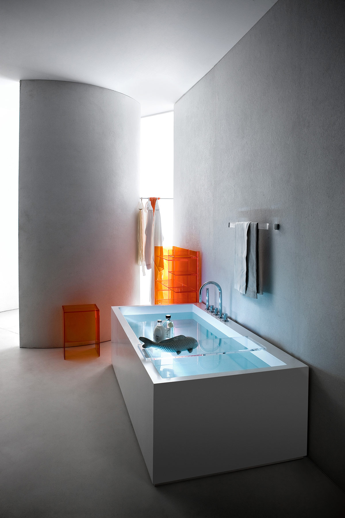 Modern Kartell Freestanding Bathtub