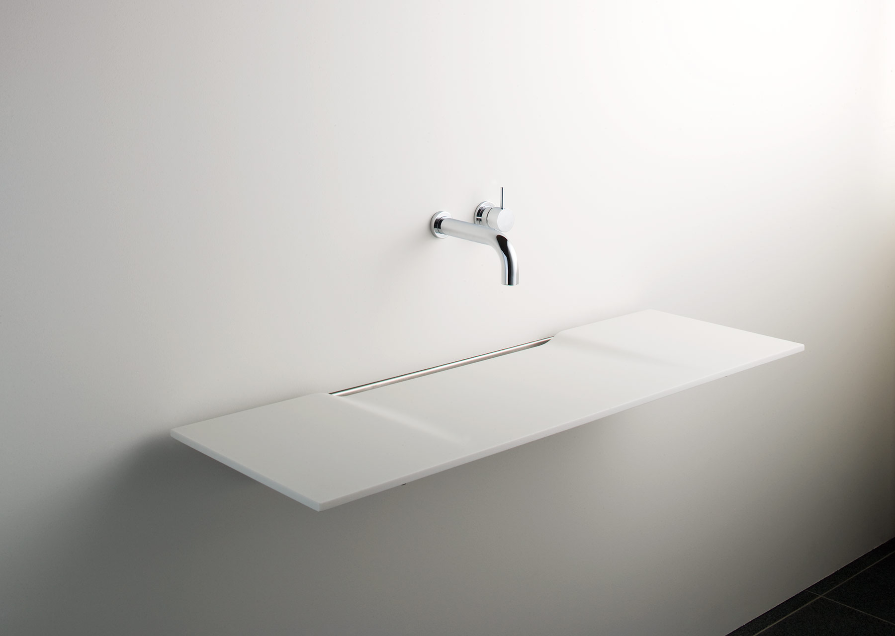 Modern Linea Wall Mount Washsurface