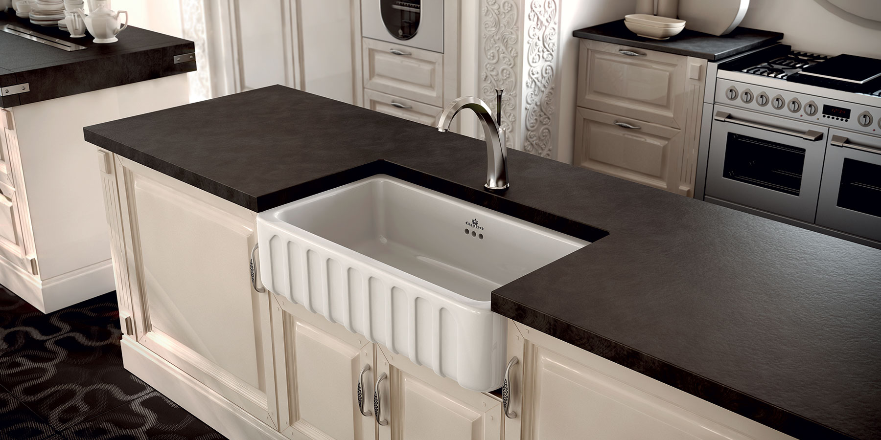 Traditional Louis II Farmhouse Kitchen Sink