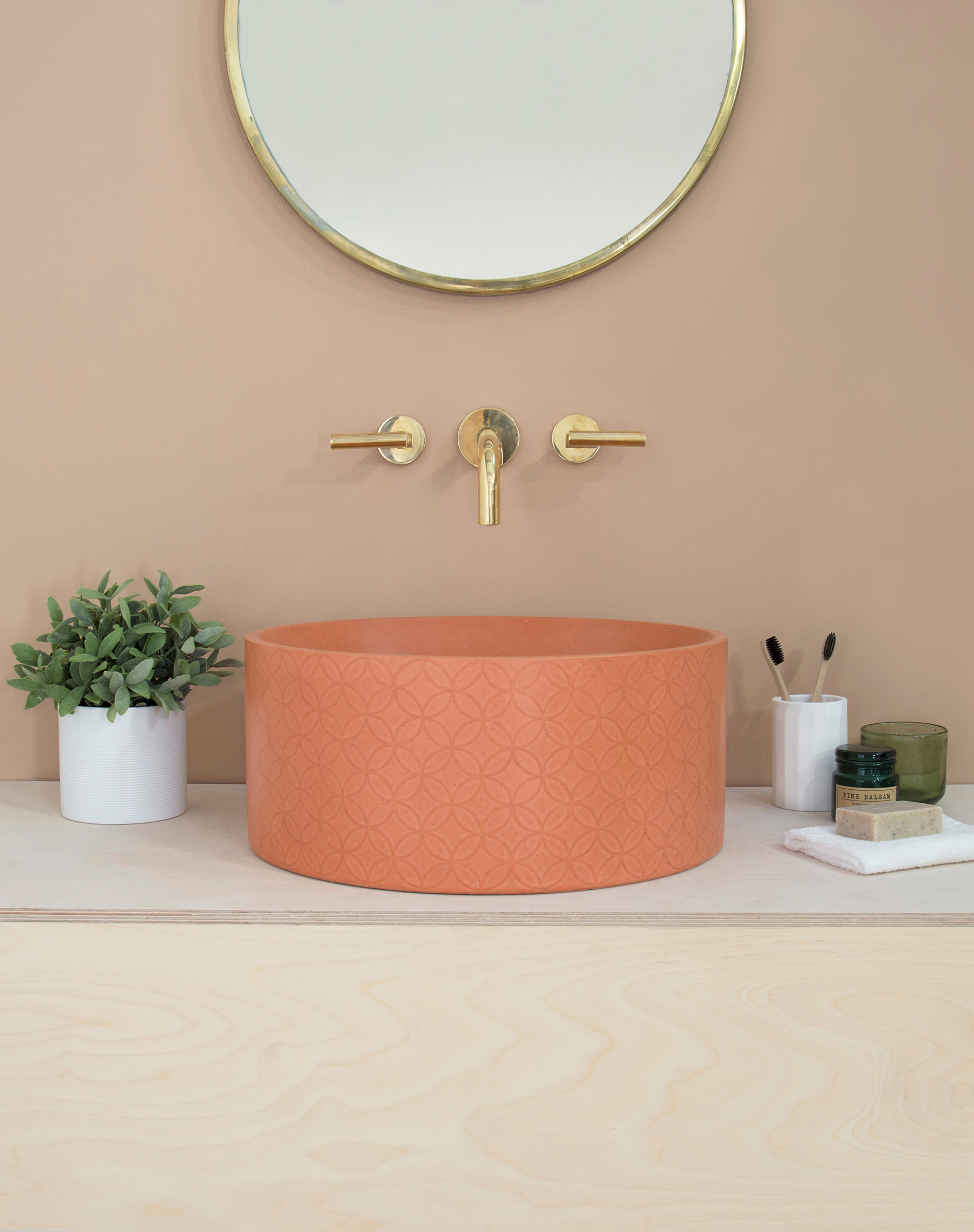 Modern Mara Round Countertop Basin