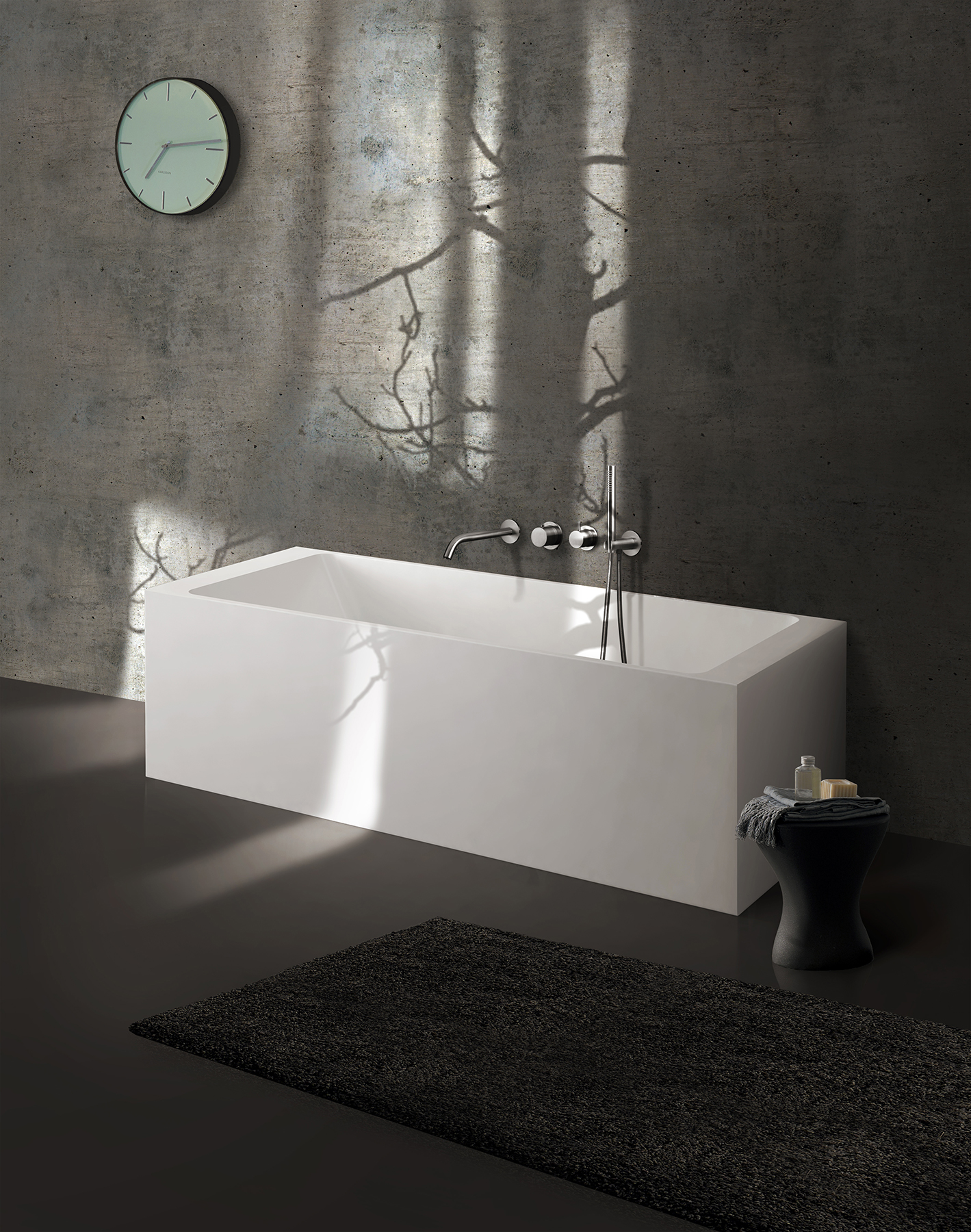 Modern Metrix Rectangular Freestanding Bathtub