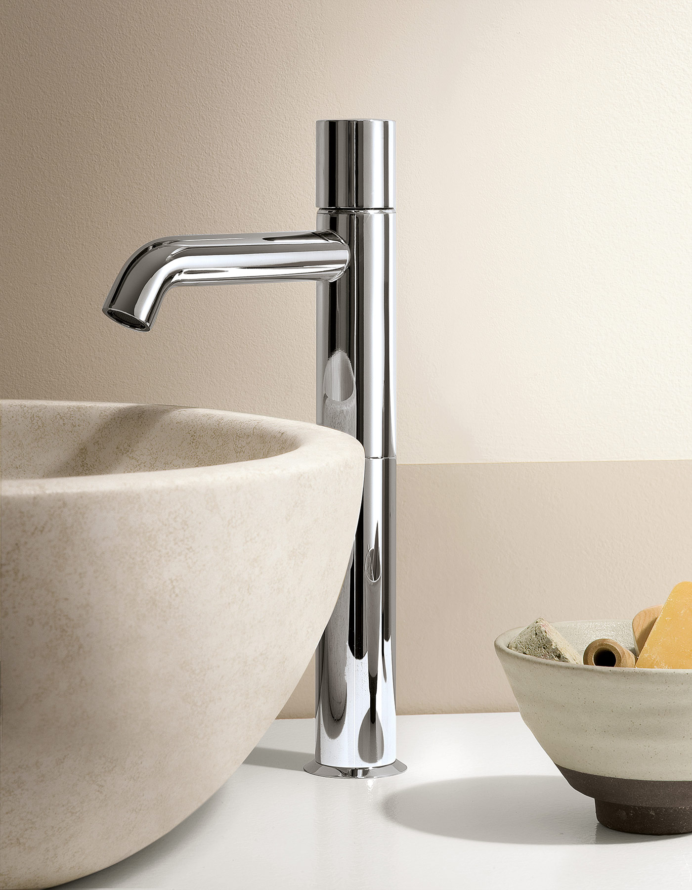 Modern Nostromo Deck Mount Faucet