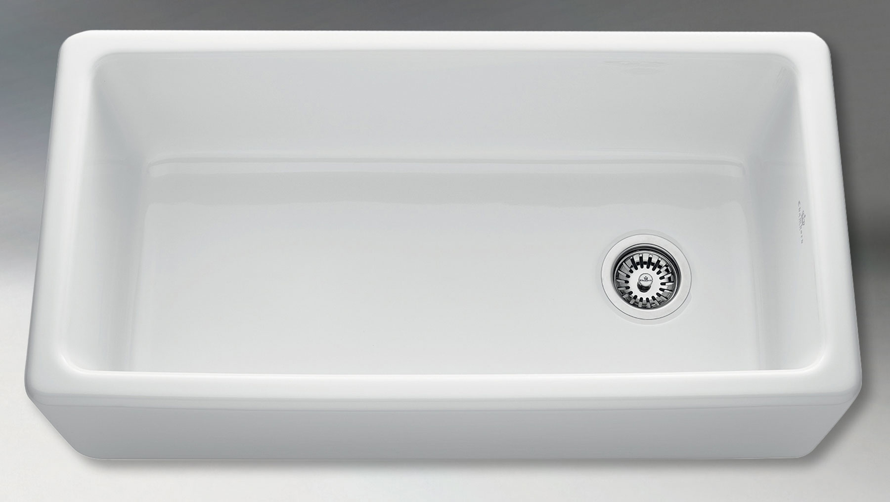 Traditional Philippe III Farmhouse Kitchen Sink