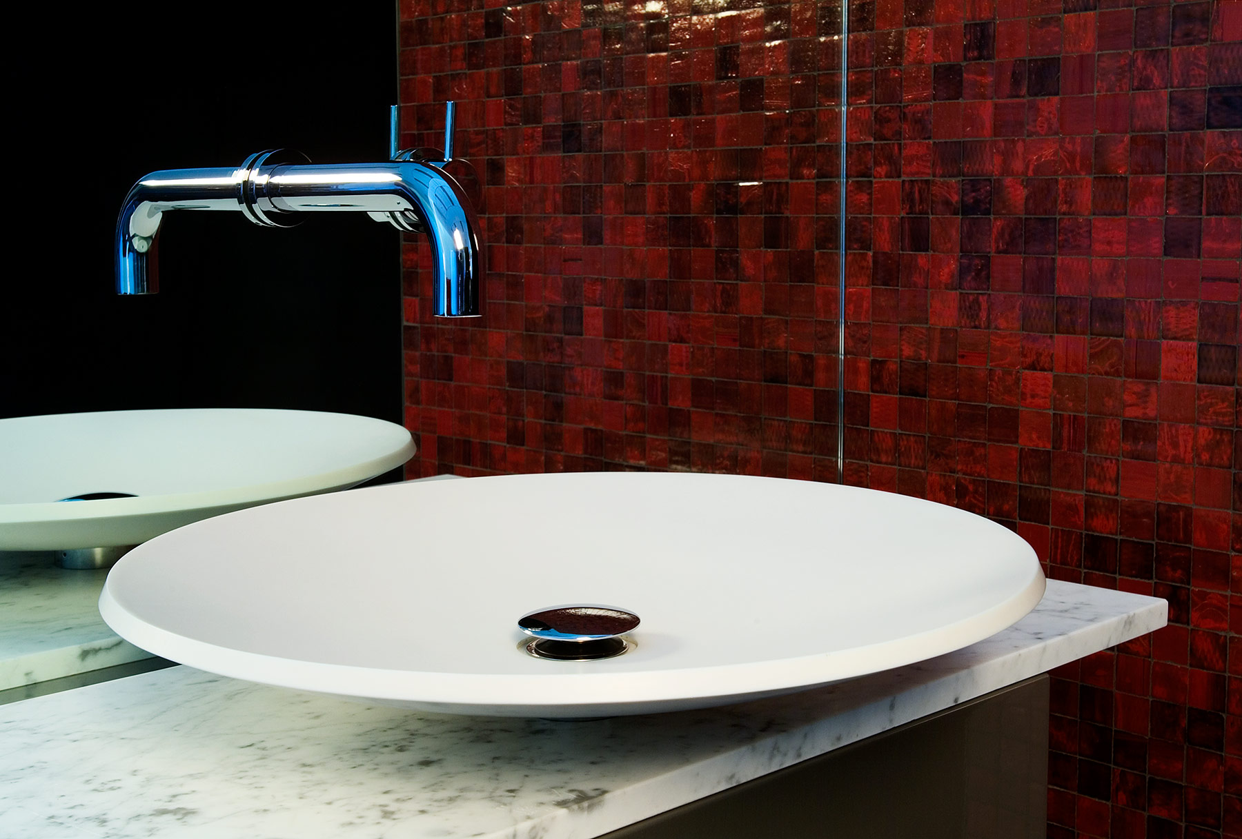 Modern Pond Countertop Washbasin