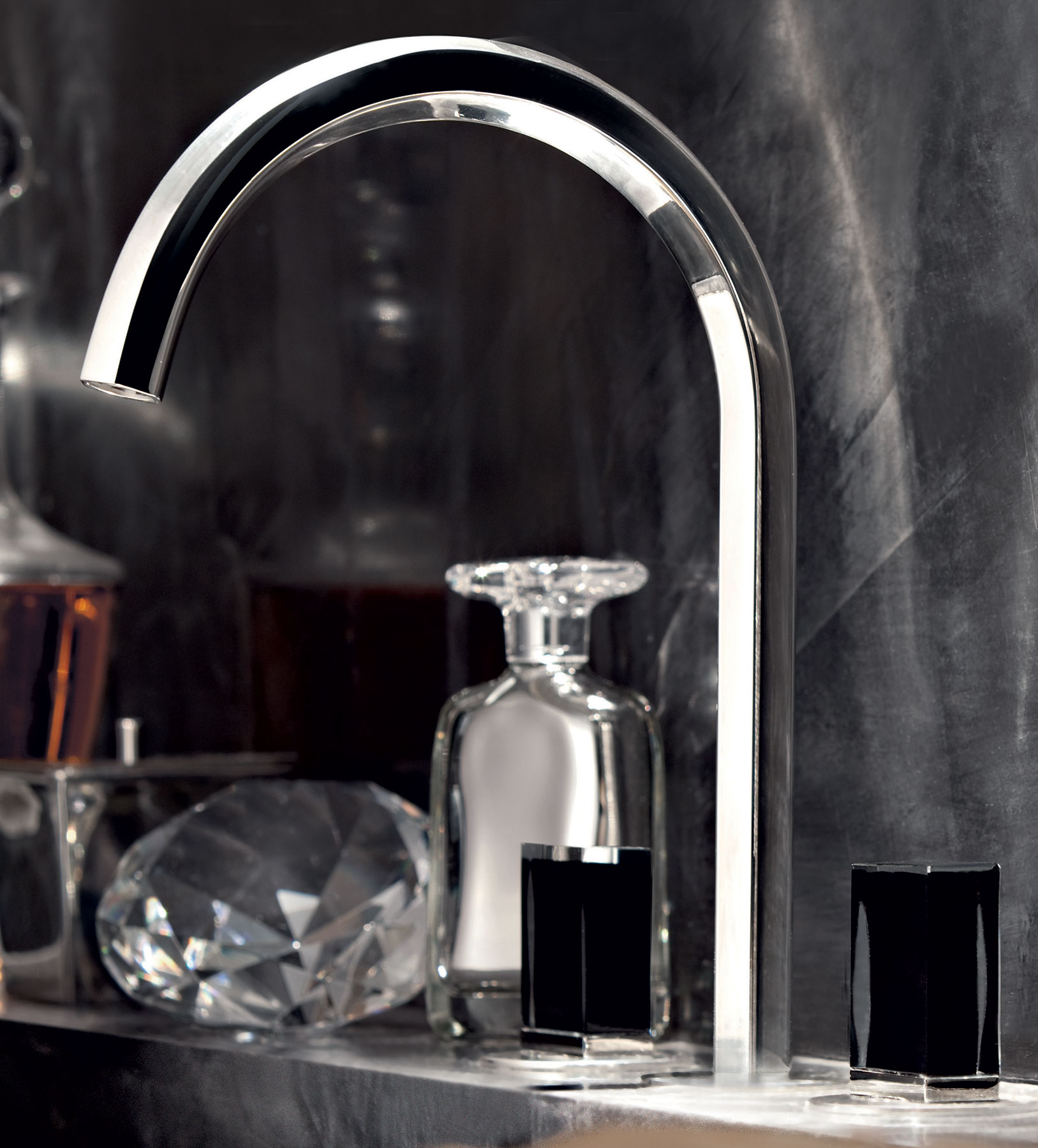Modern Venezia Deck Mount Faucet