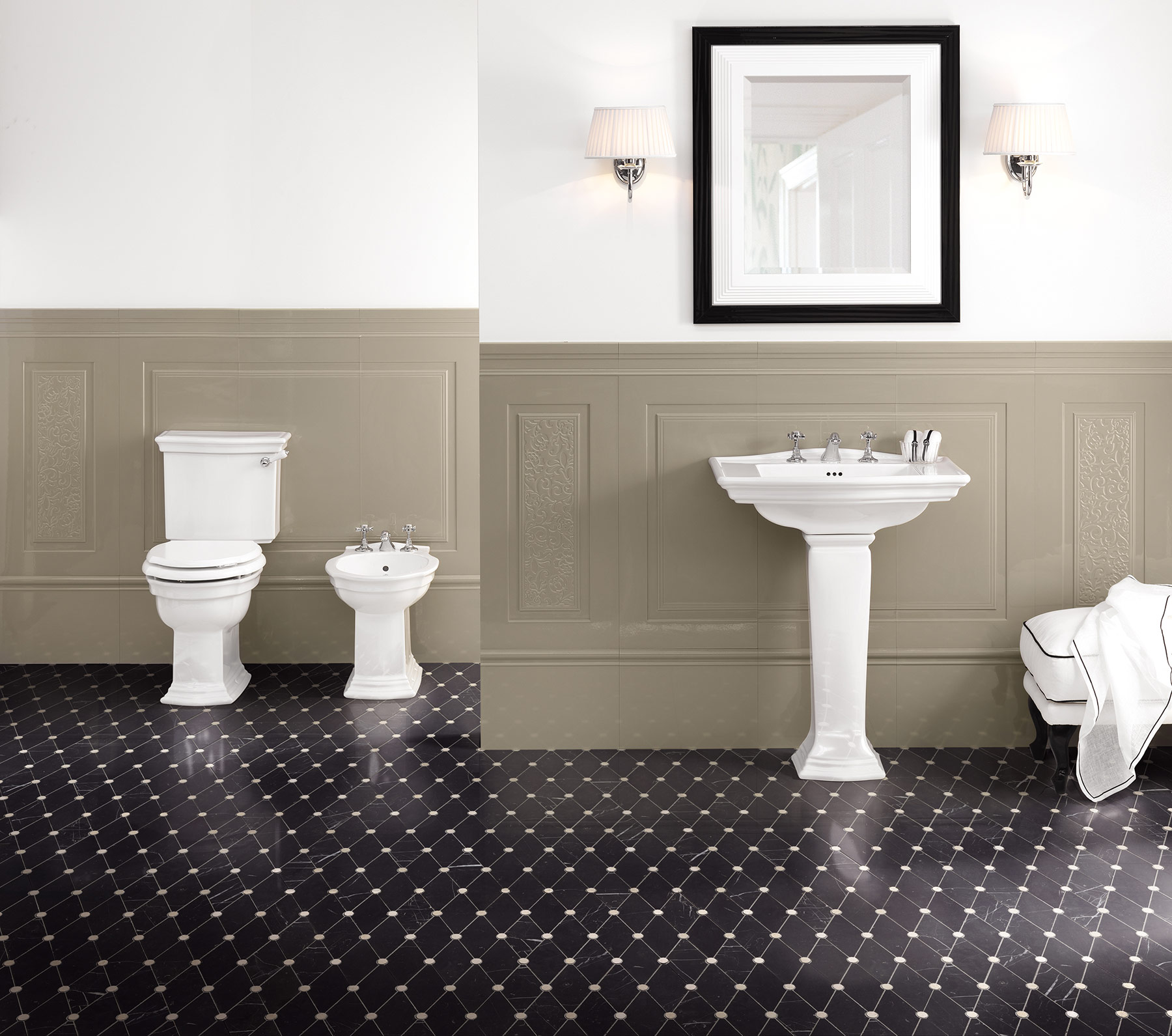 Traditional Westminster Floor Mount Toilet Set